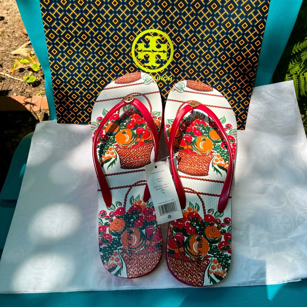 Brand New Tory Burch Flip Flop‼️NWT Tory Red/Fruit basket